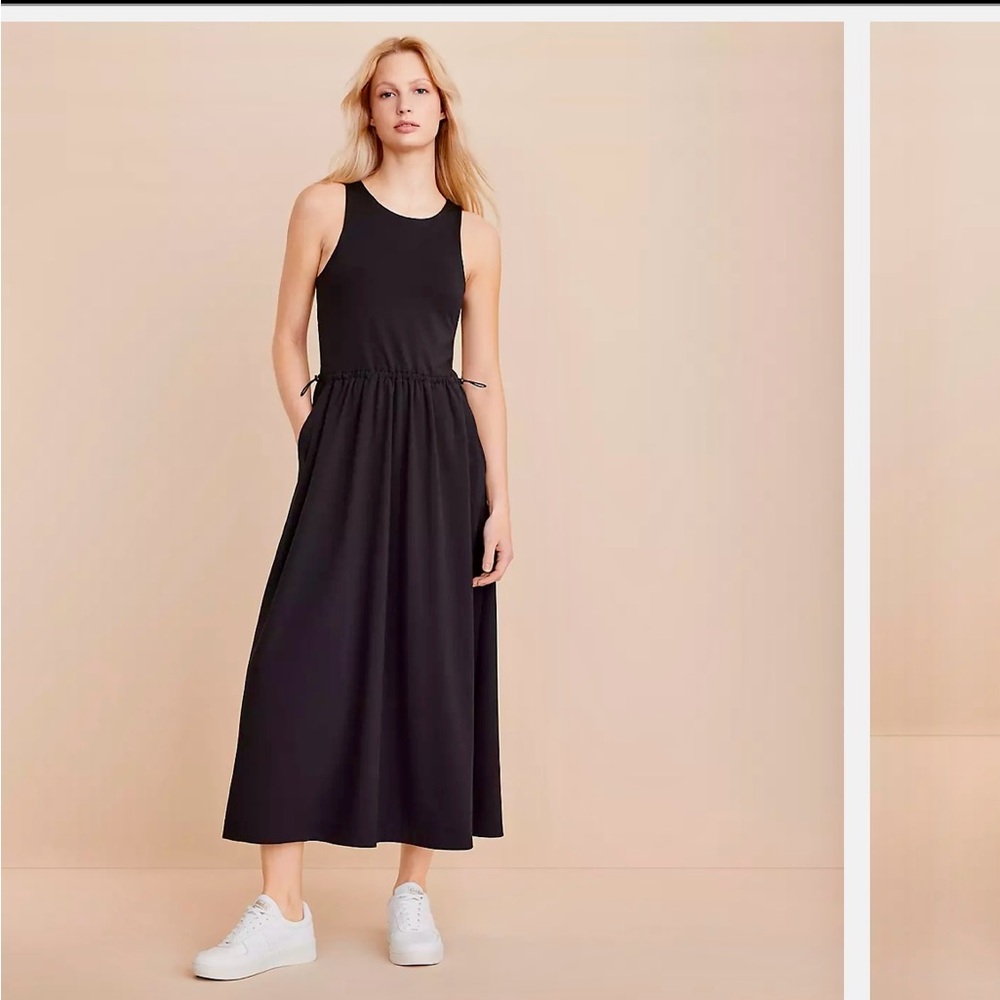Elegant Black Sleeveless Dress